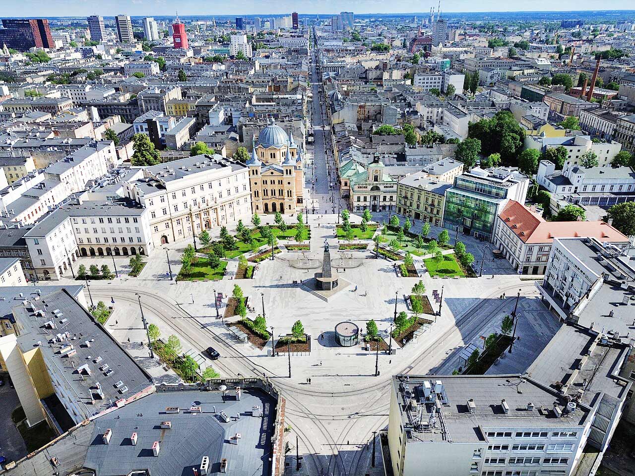 wynajem busa Łódź IGOMAR